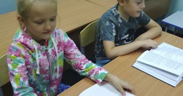 Как читать быстро и вдумчиво? Научим в студии скорочтения!